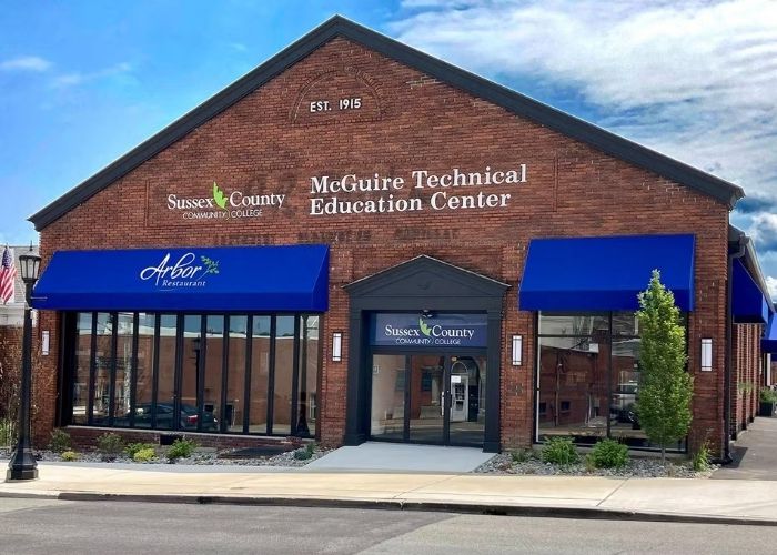 MTEC Exterior